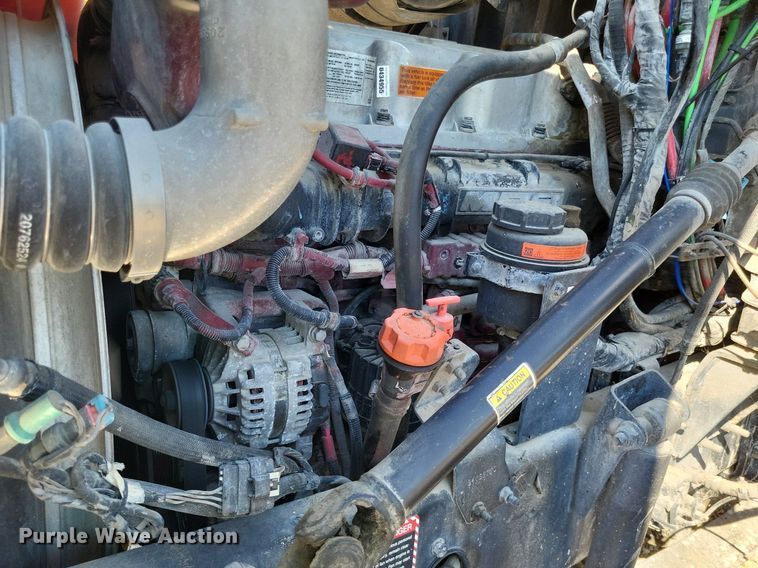 image for item LS9687 2014 Mack CXU  semi truck