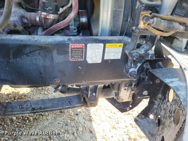 image for item LS9687 2014 Mack CXU  semi truck