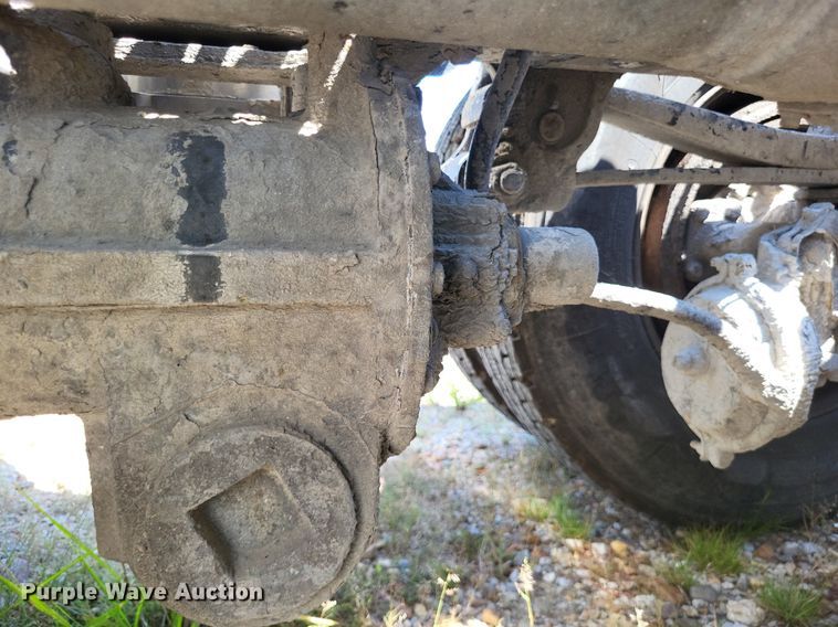 image for item LS9687 2014 Mack CXU  semi truck