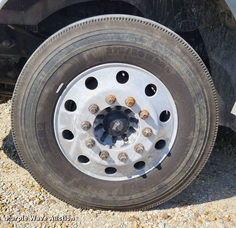 image for item LS9687 2014 Mack CXU  semi truck