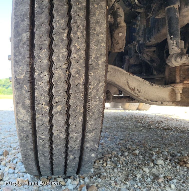 image for item LS9687 2014 Mack CXU  semi truck