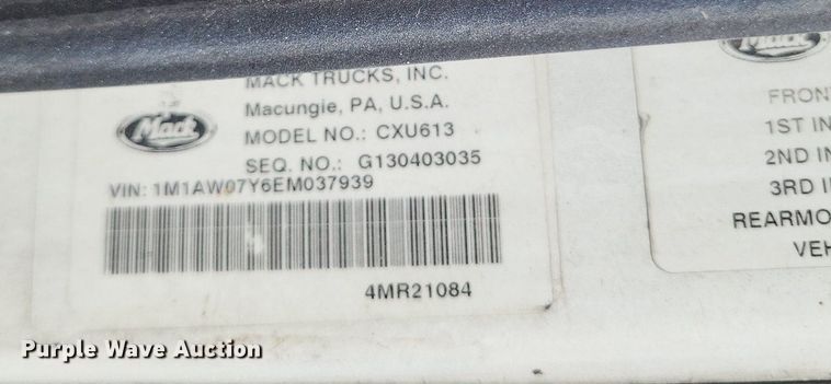 image for item LS9687 2014 Mack CXU  semi truck