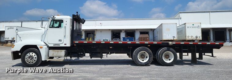 image for item LS9700 1995 Freightliner FLD  flatbed truck