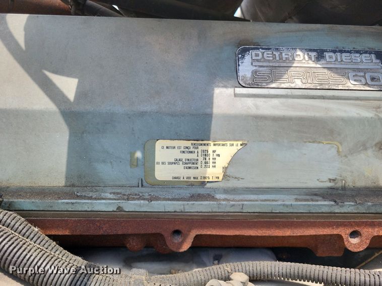 image for item LS9700 1995 Freightliner FLD  flatbed truck