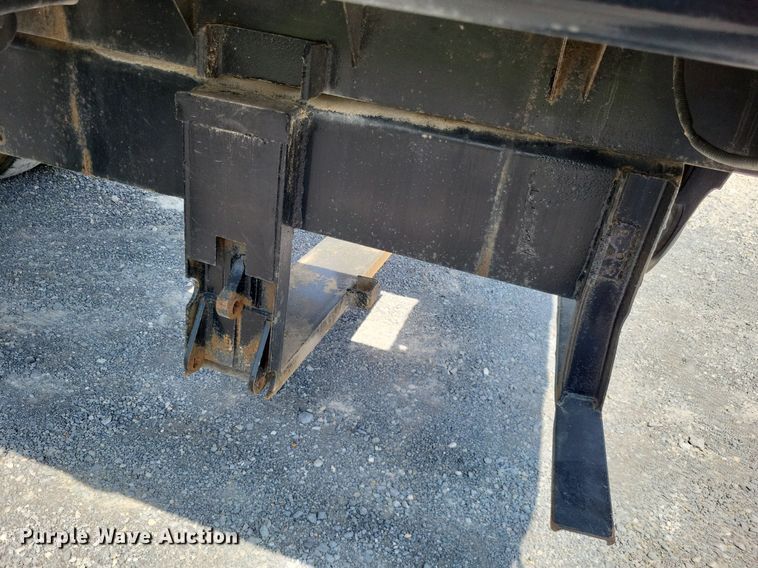 image for item LS9700 1995 Freightliner FLD  flatbed truck