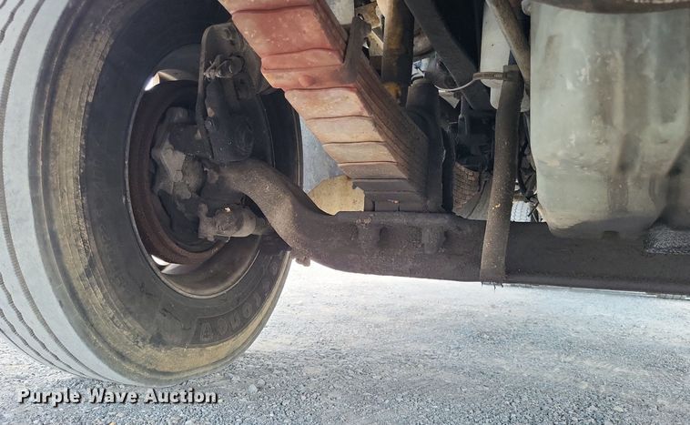 image for item LS9700 1995 Freightliner FLD  flatbed truck