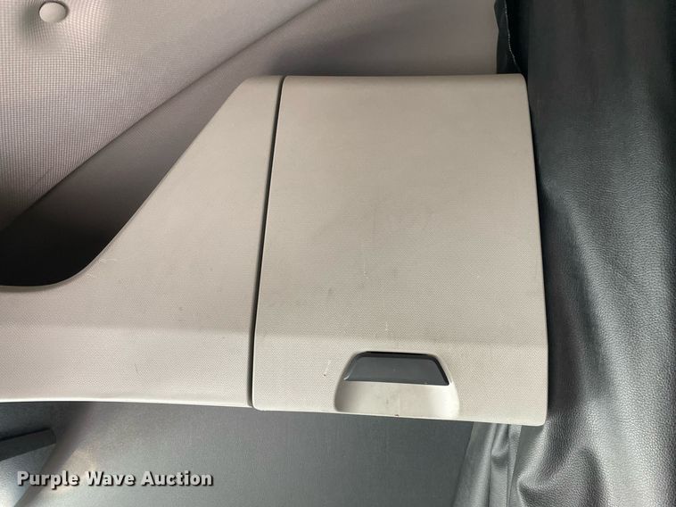 image for item LV9790 2019 Freightliner Cascadia 126  semi truck