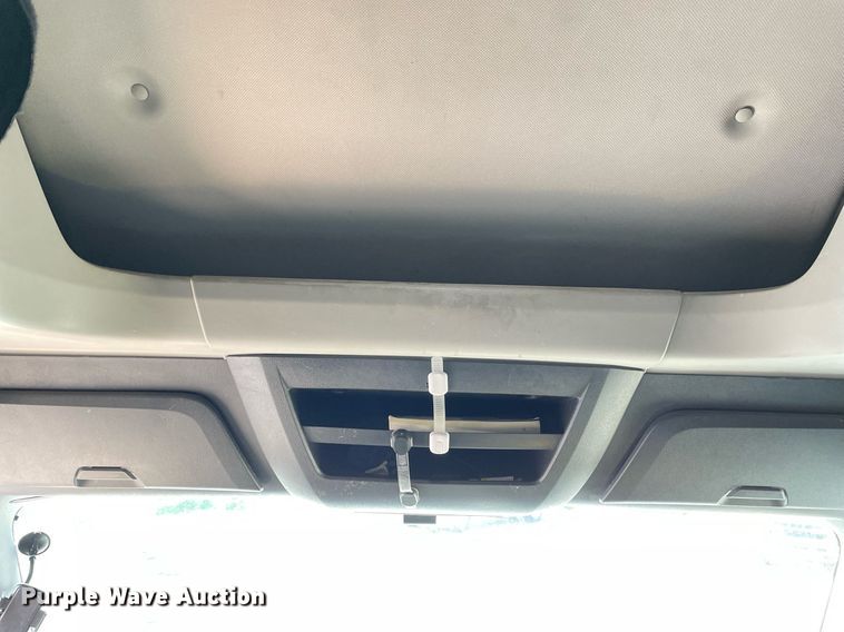 image for item LV9790 2019 Freightliner Cascadia 126  semi truck