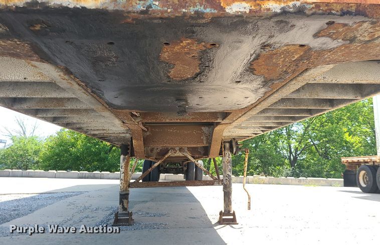 image for item MG9739 1995 Stoughton CCGN-48T  dry van trailer