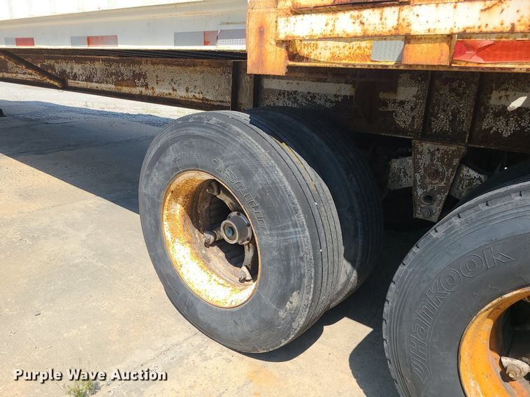 image for item MG9739 1995 Stoughton CCGN-48T  dry van trailer