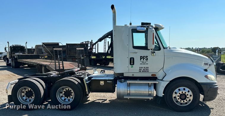 image for item ML9164 2009 International ProStar Eagle  semi truck