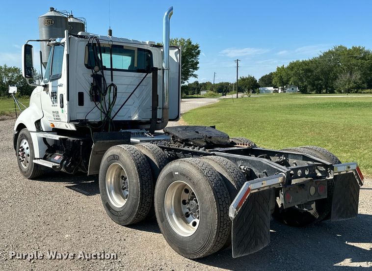 image for item ML9164 2009 International ProStar Eagle  semi truck