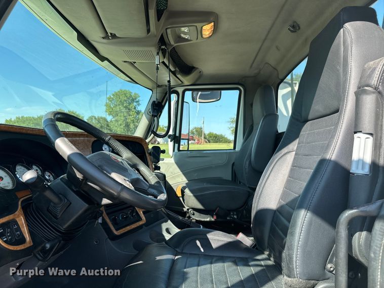 image for item ML9164 2009 International ProStar Eagle  semi truck