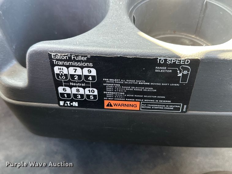 image for item ML9164 2009 International ProStar Eagle  semi truck