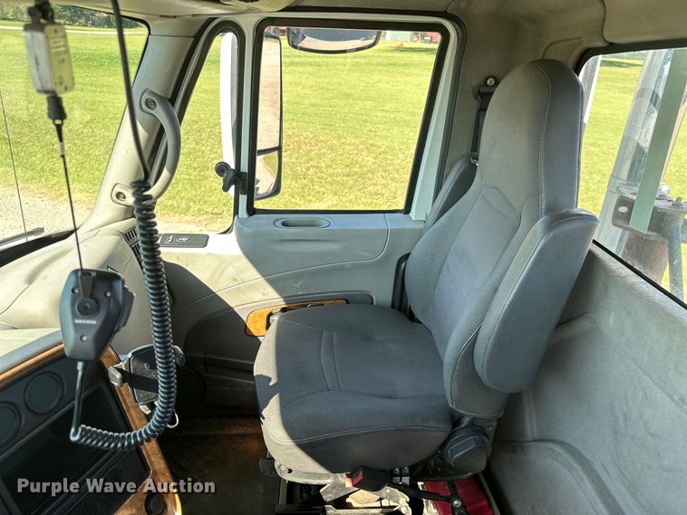 image for item ML9164 2009 International ProStar Eagle  semi truck