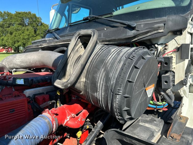 image for item ML9164 2009 International ProStar Eagle  semi truck