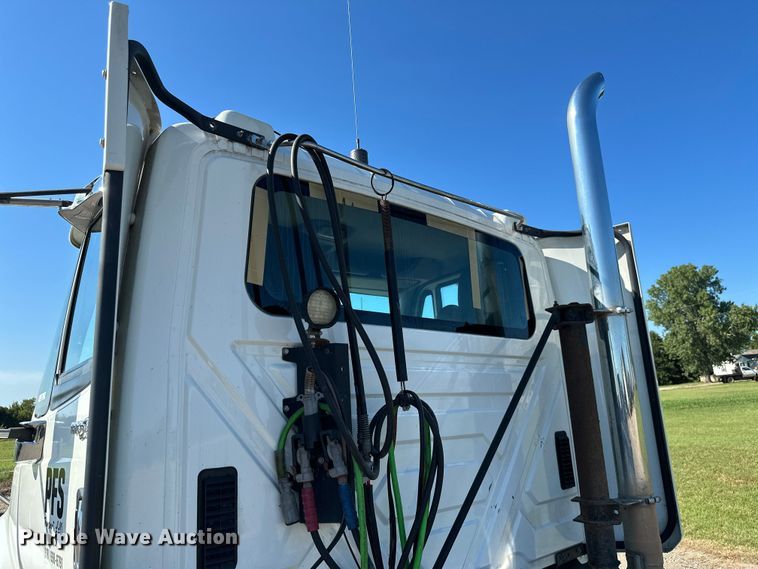 image for item ML9164 2009 International ProStar Eagle  semi truck