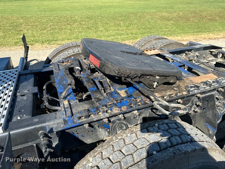 image for item ML9164 2009 International ProStar Eagle  semi truck