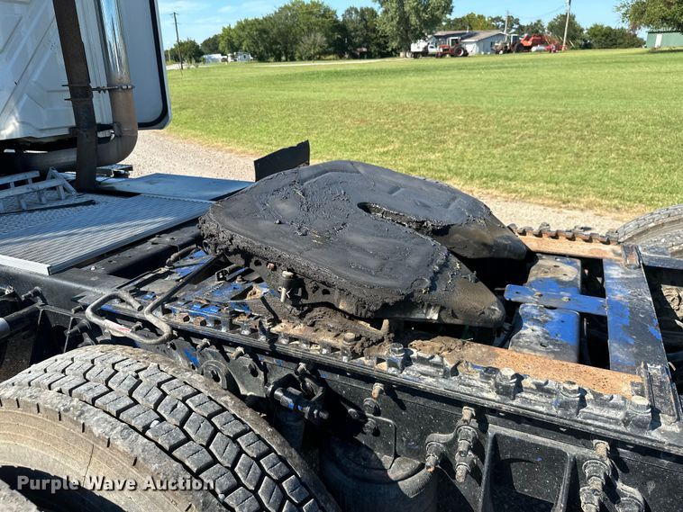 image for item ML9164 2009 International ProStar Eagle  semi truck