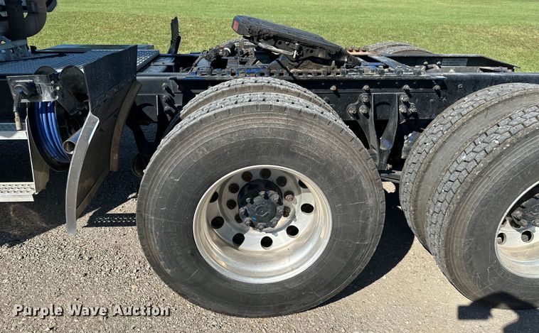 image for item ML9164 2009 International ProStar Eagle  semi truck