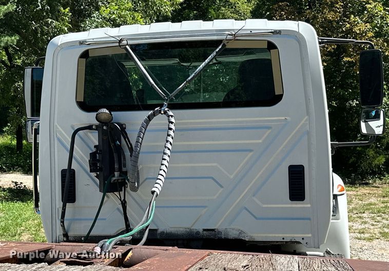 image for item ML9181 2012 International DuraStar 4400  truck