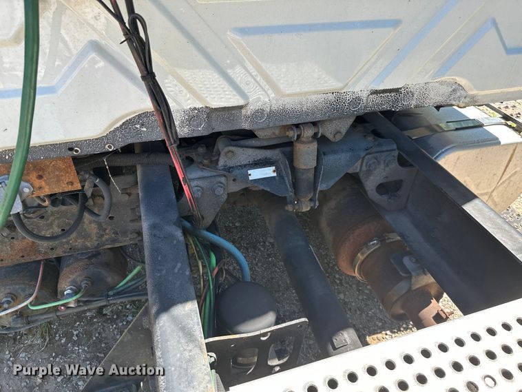 image for item ML9181 2012 International DuraStar 4400  truck