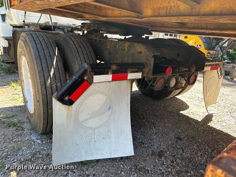 image for item ML9181 2012 International DuraStar 4400  truck