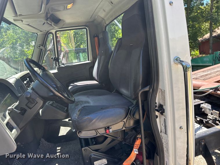 image for item ML9181 2012 International DuraStar 4400  truck