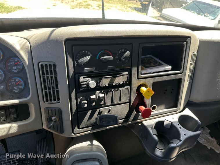 image for item ML9181 2012 International DuraStar 4400  truck