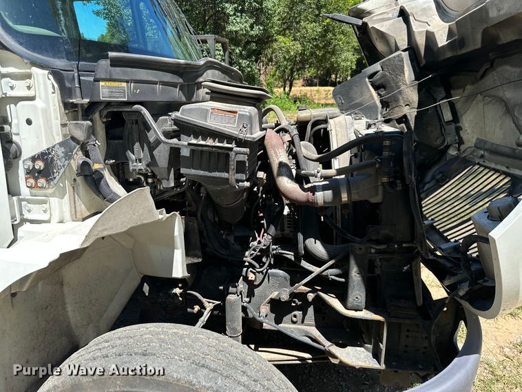 image for item ML9181 2012 International DuraStar 4400  truck