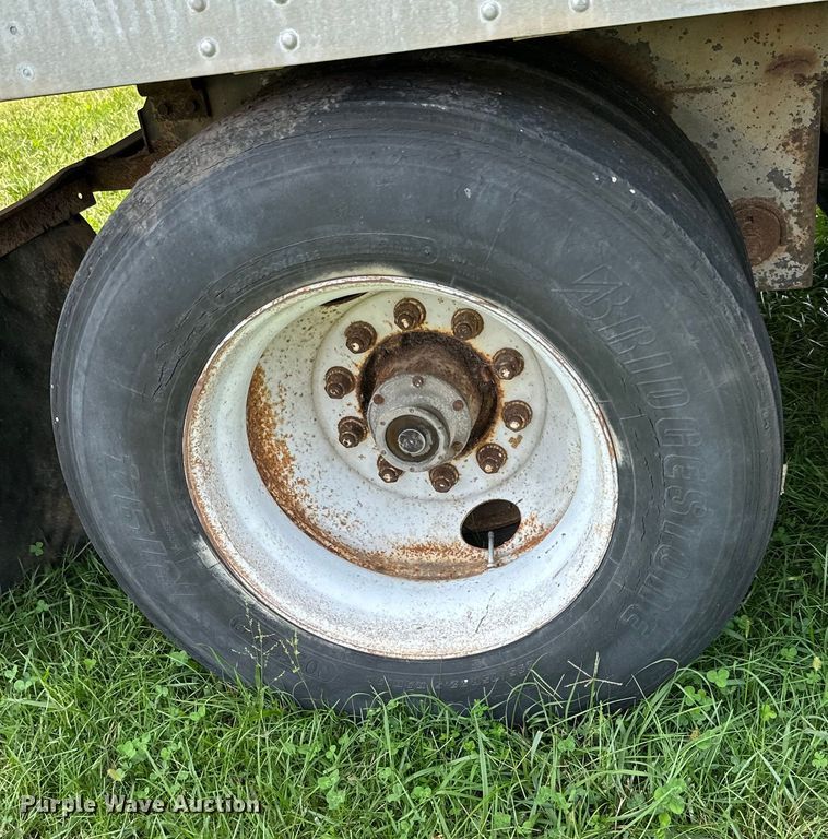 image for item ML9207 1998 Great Dane  dry van trailer