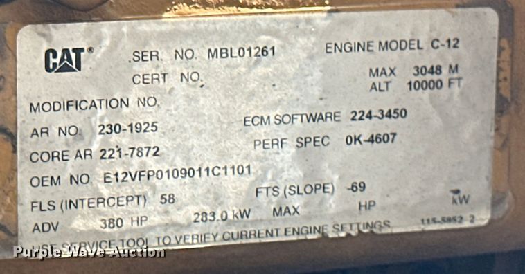 image for item ML9209 2003 Peterbilt 385  semi truck