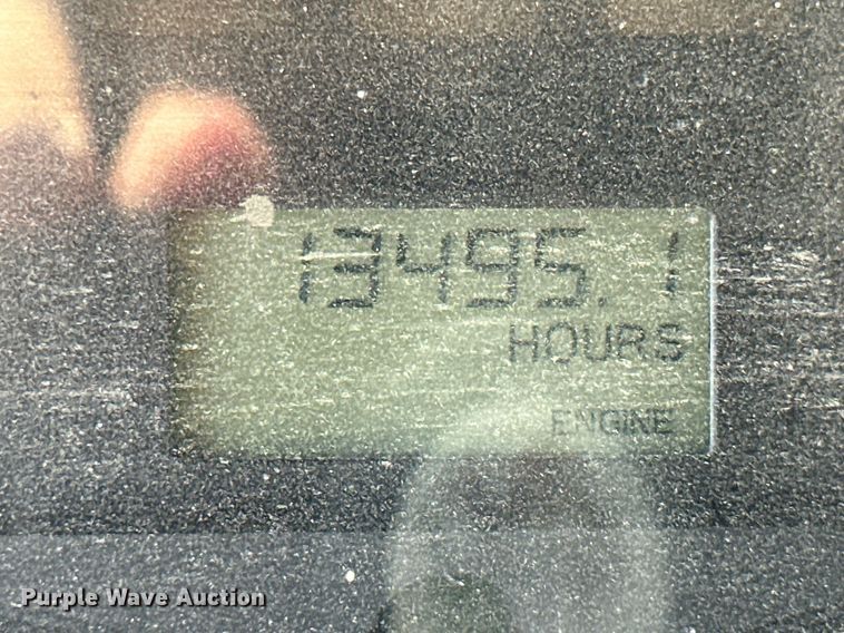 image for item ML9261 2006 Freightliner Business Class M2  fuel truck