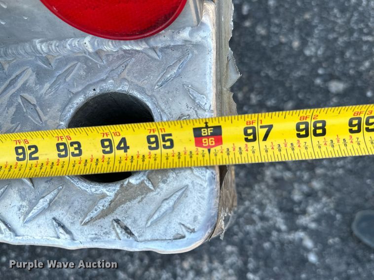 image for item ML9261 2006 Freightliner Business Class M2  fuel truck