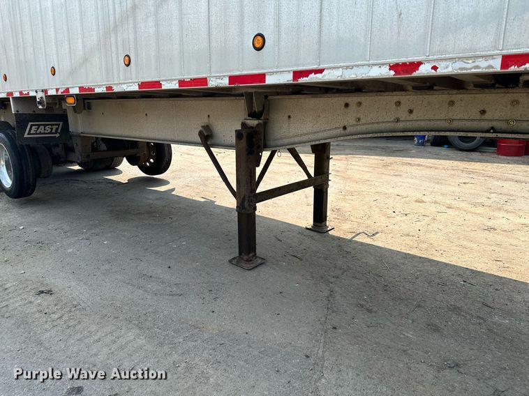 image for item MQ9326 2006 East  end dump trailer