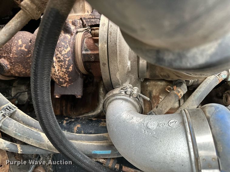 image for item MQ9345 2006 Freightliner Business Class M2 112  semi truck