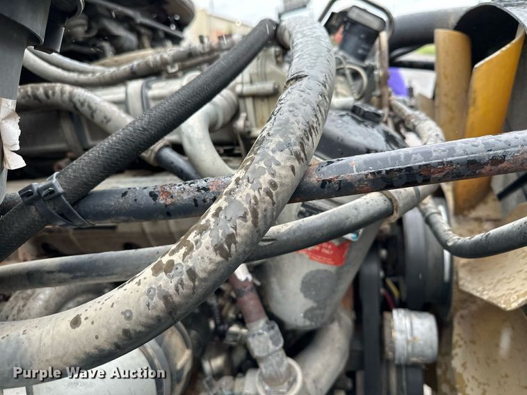 image for item MQ9345 2006 Freightliner Business Class M2 112  semi truck