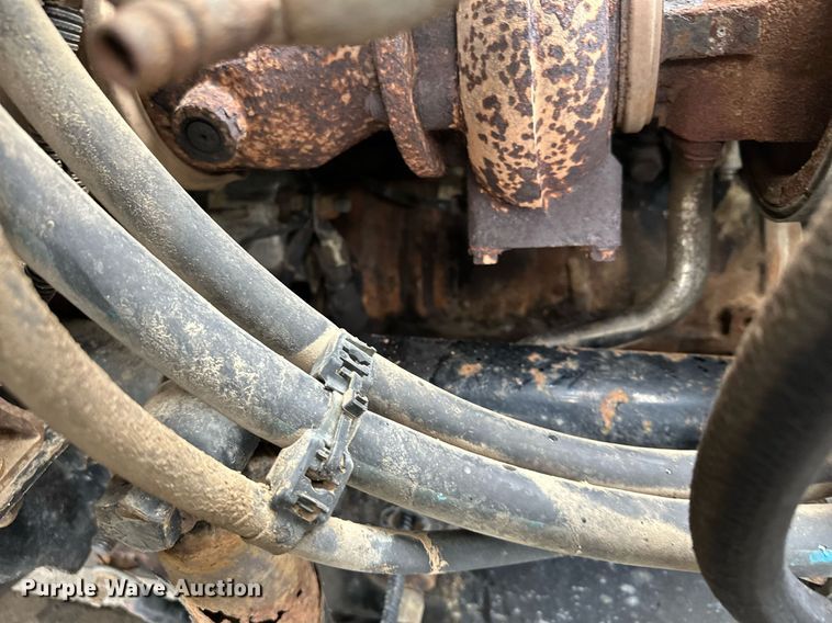 image for item MQ9345 2006 Freightliner Business Class M2 112  semi truck