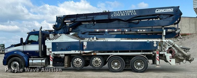 image for item MQ9351 2018 Kenworth T880  concrete pump truck