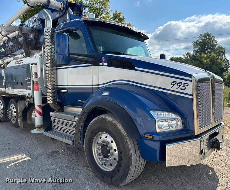 image for item MQ9351 2018 Kenworth T880  concrete pump truck