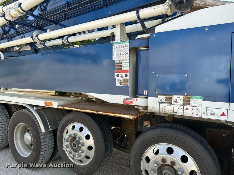 image for item MQ9351 2018 Kenworth T880  concrete pump truck