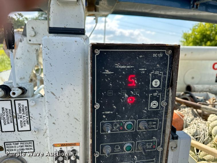 image for item MQ9351 2018 Kenworth T880  concrete pump truck