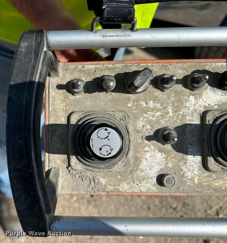 image for item MQ9351 2018 Kenworth T880  concrete pump truck