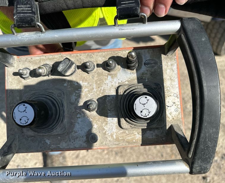 image for item MQ9351 2018 Kenworth T880  concrete pump truck