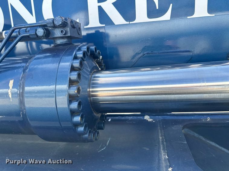 image for item MQ9351 2018 Kenworth T880  concrete pump truck