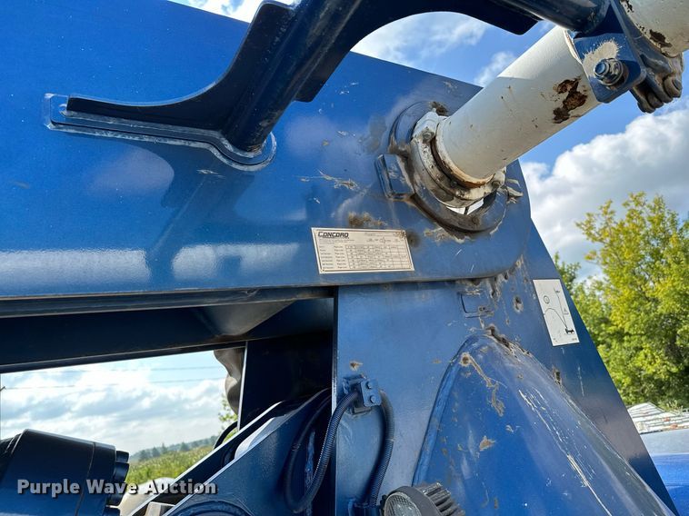 image for item MQ9351 2018 Kenworth T880  concrete pump truck