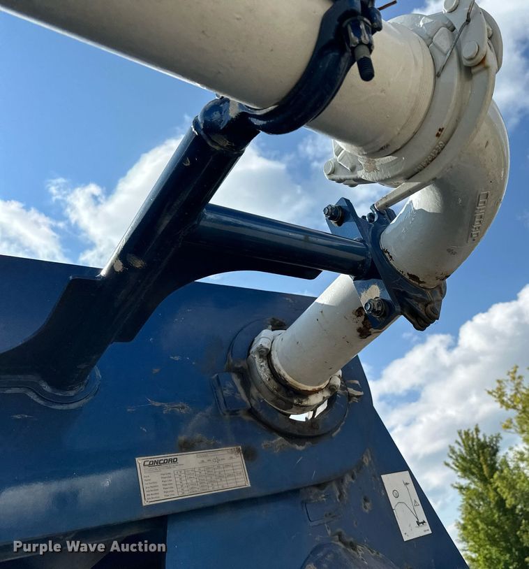 image for item MQ9351 2018 Kenworth T880  concrete pump truck