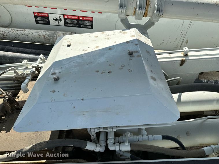 image for item MQ9351 2018 Kenworth T880  concrete pump truck