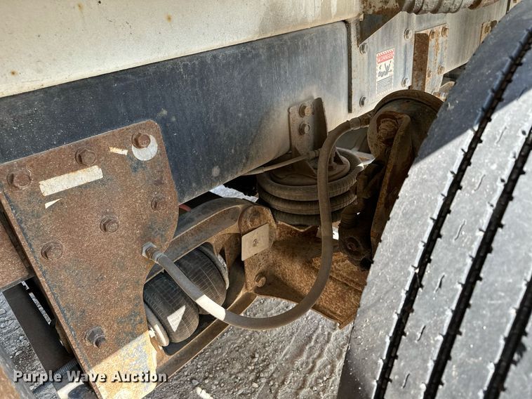 image for item MQ9351 2018 Kenworth T880  concrete pump truck