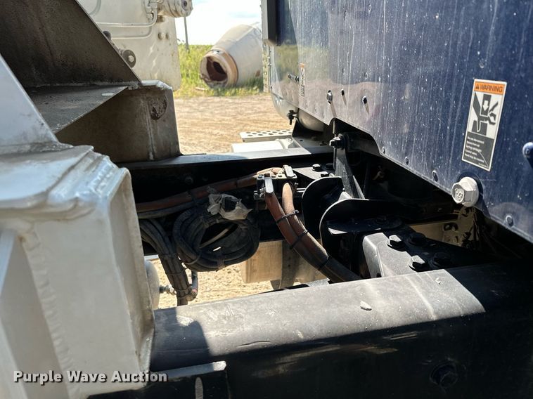 image for item MQ9351 2018 Kenworth T880  concrete pump truck